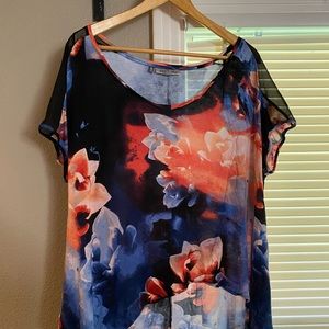Jennifer Lopez L Floral Scoop Neck Top